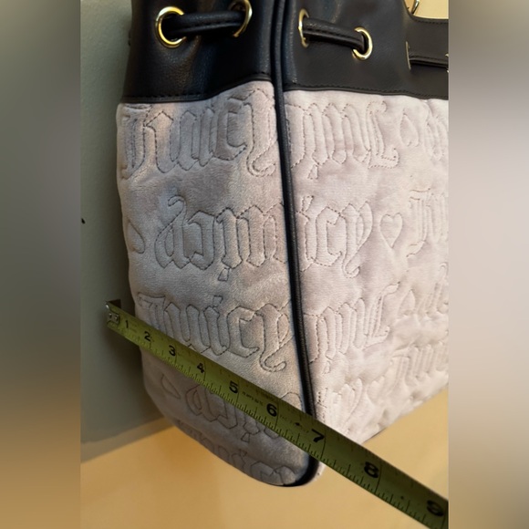 Juicy Couture Blush and Brown Velvet Bow Shoulder Tote - Picture 9 of 12